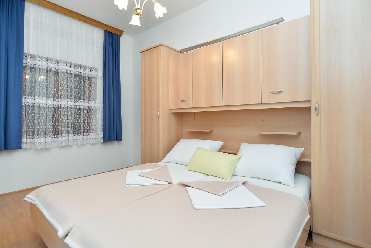 Apartments Joko 1160 พูลา ภายนอก รูปภาพ